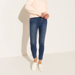 𝅺TAILOR MADE Ultra High Rise Melbourne Jeans